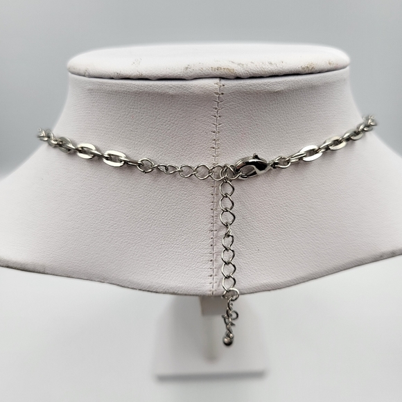 Silver Circular Statement Piece - Picture 7 of 8